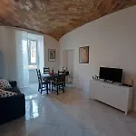 Domus Esquilino 아파트 *
